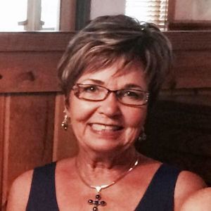 Meet your Posher, Maxine